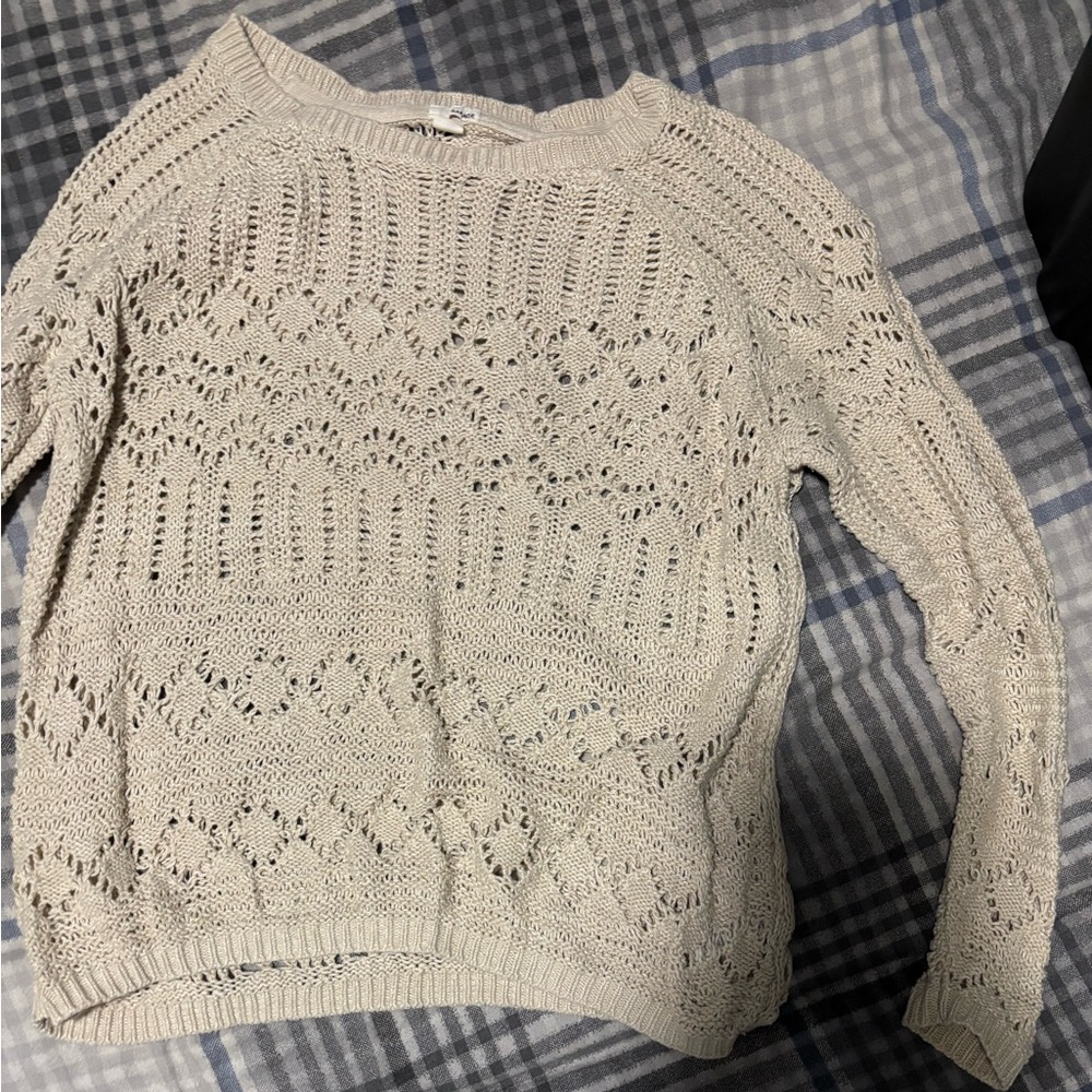 Knit sweater